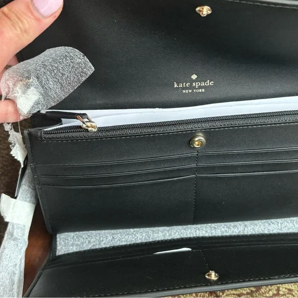 Authentic KATE SPADE Saffiano leather trifold travel large snap wallet - Picture 9 of 11